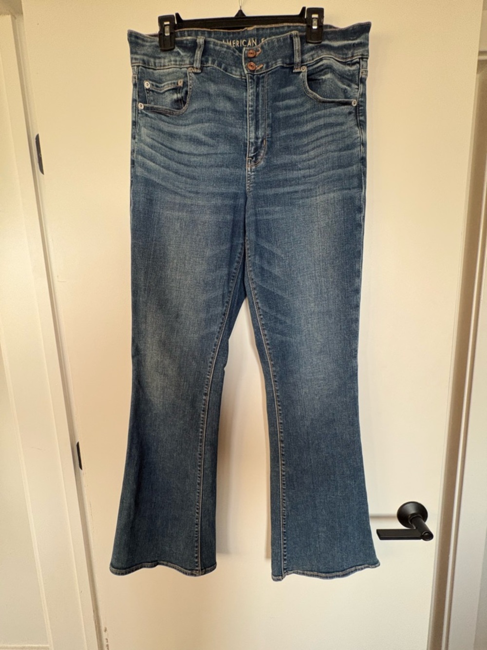 American Eagle Outfitters Women’s Blue Flare Jeans